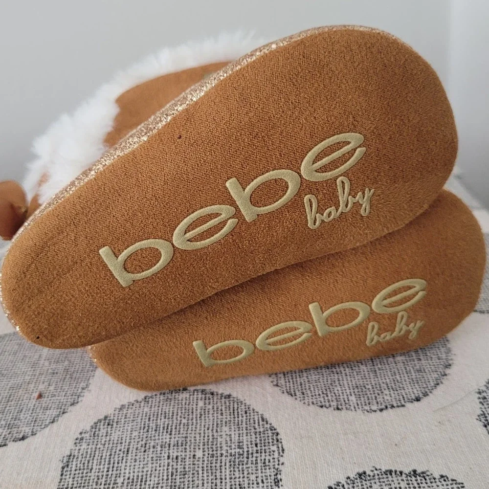 Bebe Baby Faux Fur Lined Boots Gold Lettering Size 3